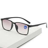 With Walking Reading Glasses